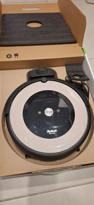 Roomba E5 - Robot Aspirapolvere CON SCATOLA