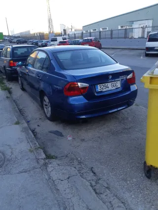BMW 320d E90 (2008) - Motor roto, gripado, 