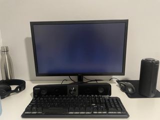 Monitor LG + Teclado + Raton + ordenador de mesa