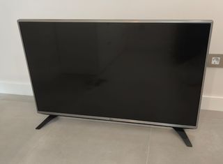 TV LG 43" 43LH541V - Negro/Plata