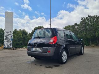 Renault Grand Scenic 2010