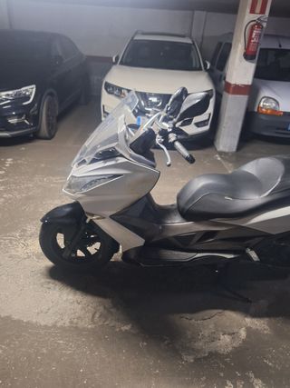 Kawasaki j300 DESPIECE