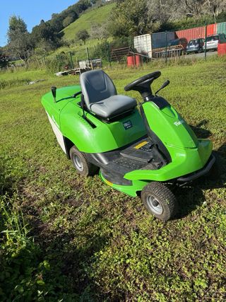 Tractor cortacésped Viking MR 4082