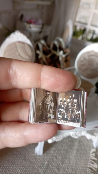 Libro miniatura 1:12 - Russia 1901