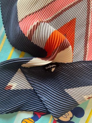 Pañuelo plisado multicolor