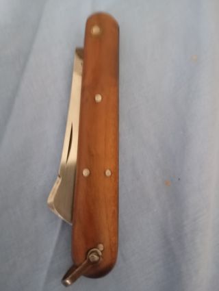 Navaja antigua madera