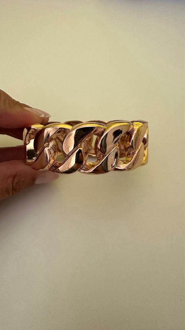 Brazalete dorado