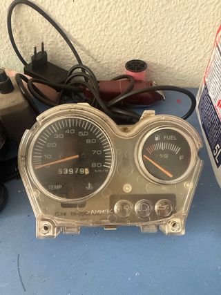 marcador Yamaha Aerox
precio algo negociable.
