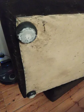 2 butacas descalzadoras marrones