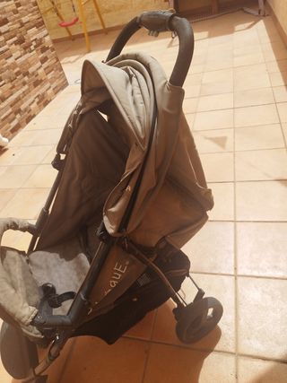 Carrito bebé ligero