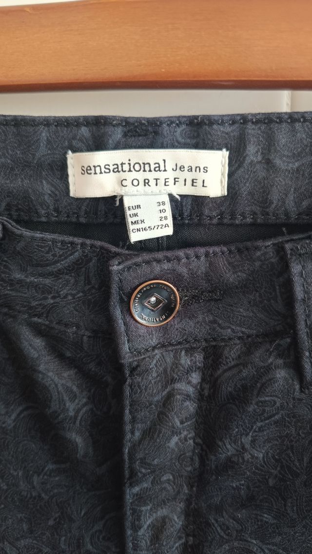 Pantalones Cortefiel negros