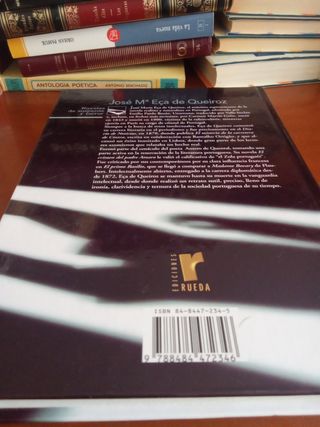Novelas de suspense y terror: El misterio de la...