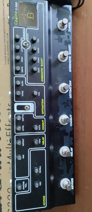 Pedalera Caline CP-300 Multiefectos