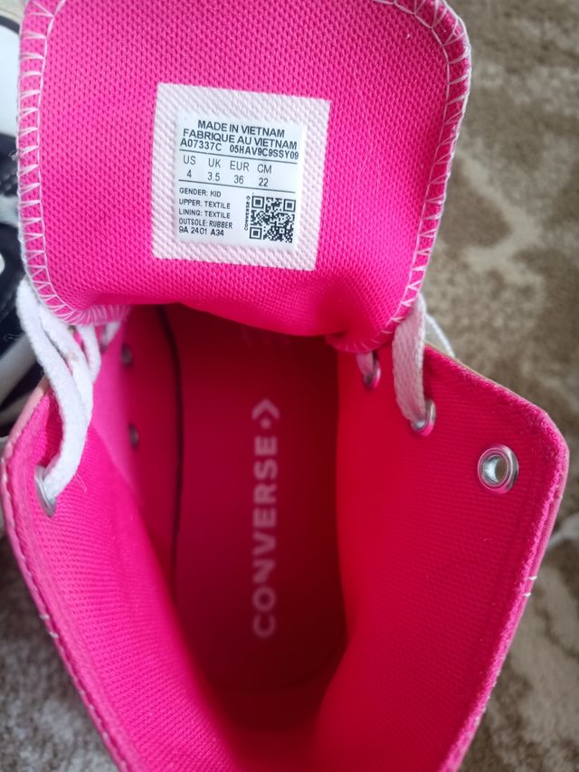 3  pares de zapatillas converse All Star