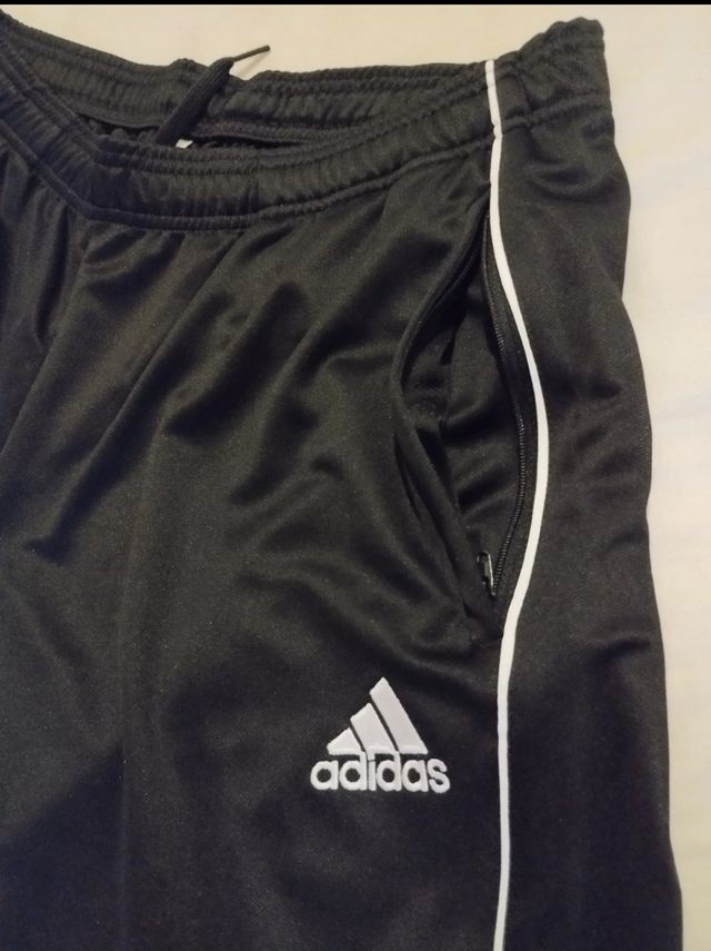 Pantalones Adidas XL negros - Nuevos