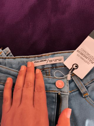 Jeans acampanados tiro alto