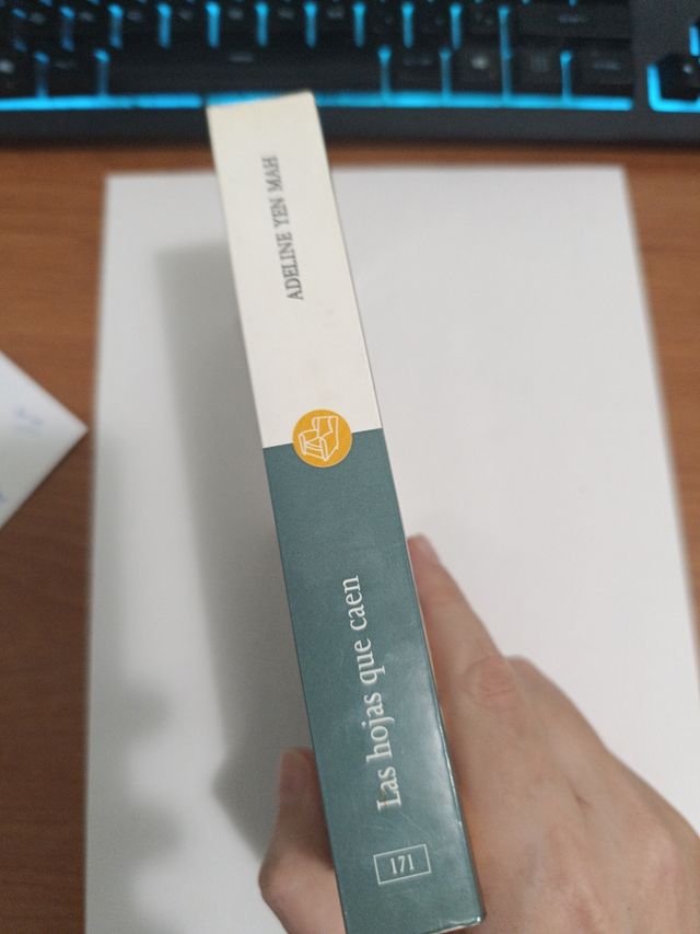 Las Hojas Que Caen (Spanish Edition)