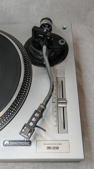 Tocadiscos Omnitronic DD-2250 Direct Drive 