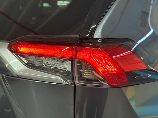 Toyota RAV4 2021
