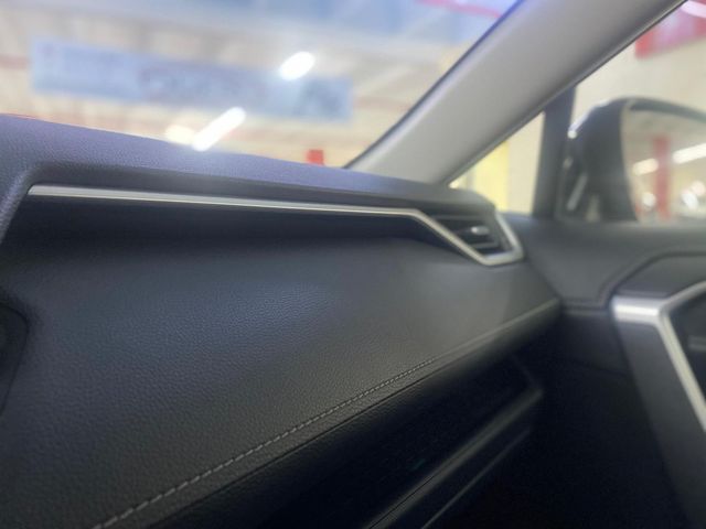 Toyota RAV4 2021