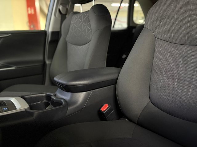 Toyota RAV4 2021