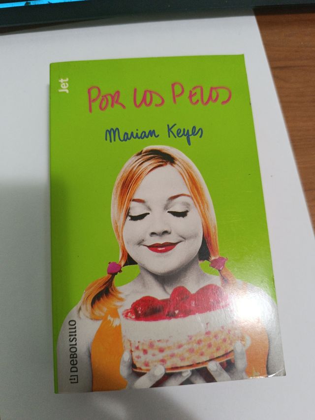 Por Los Pelos (Spanish Edition)