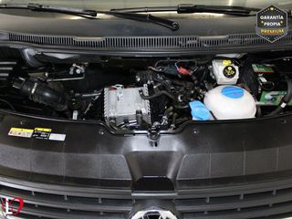 Volkswagen Transporter 2.0 TDI T6 COMBI 9 LARGA 110