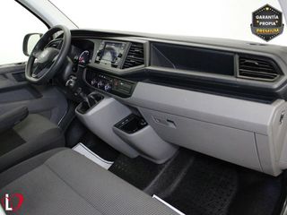 Volkswagen Transporter 2.0 TDI T6 COMBI 9 LARGA 110