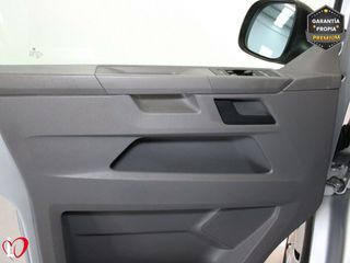 Volkswagen Transporter 2.0 TDI T6 COMBI 9 LARGA 110