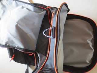Mochila Nabaiji - Negra y Naranja
