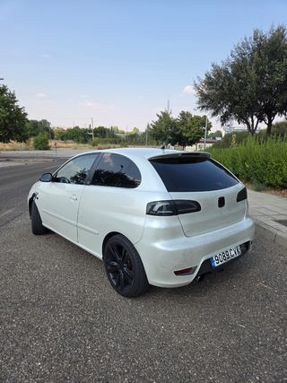 SEAT Ibiza 6L FR