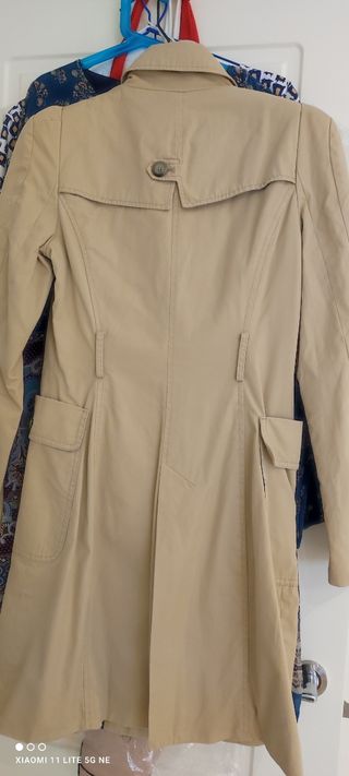 Gabardina beige Zara