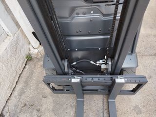 Carretilla elevadora Linde E16 EVO