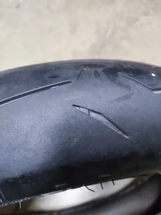 Neumático moto 120/70/17 usado