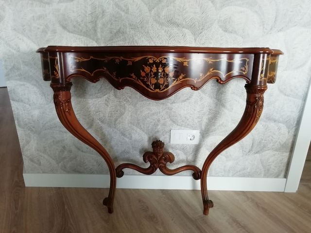 Consola madera estilo Luis XV