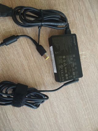 Cargador Lenovo 65w