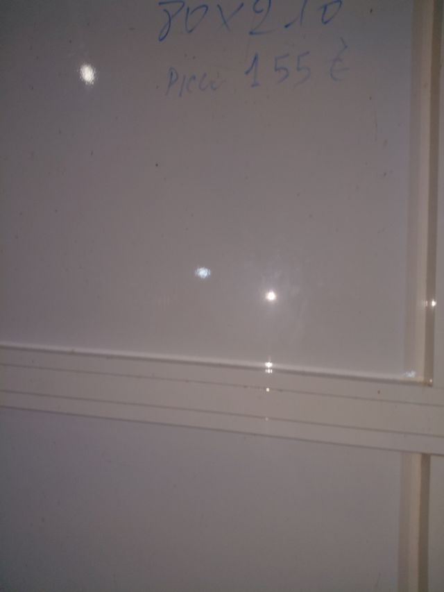 Puerta aluminio blanca - Exterior