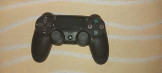 PS4 (PlayStation 4) Slim Negra 1tb
