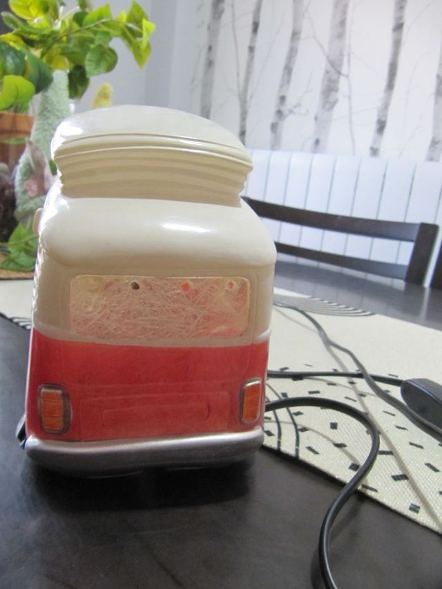 Lampara plástico VW vintage