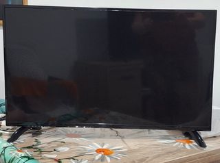 TV TD SYSTEM 32" seminueva
