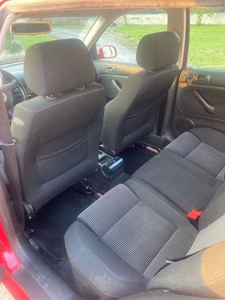 Volkswagen Golf GTI  1.8T 150cv