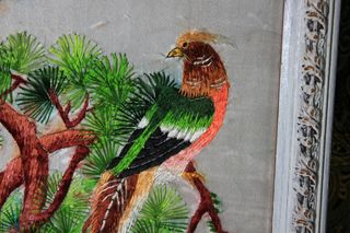 Bordado de seda de pajaros vintage