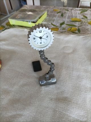 Orologio da tavolo vintage a catena snodabile