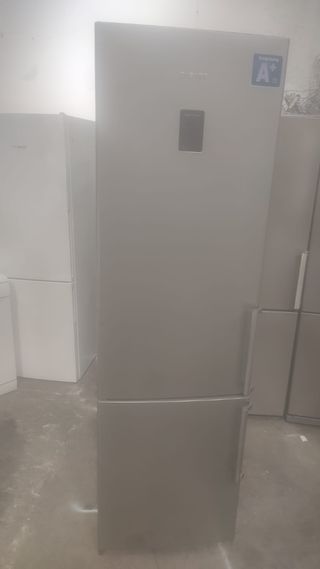 Nevera Daewoo 2m - Gris