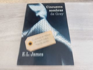CINCUENTA SOMBRAS DE GREY DE J. L. JAMES