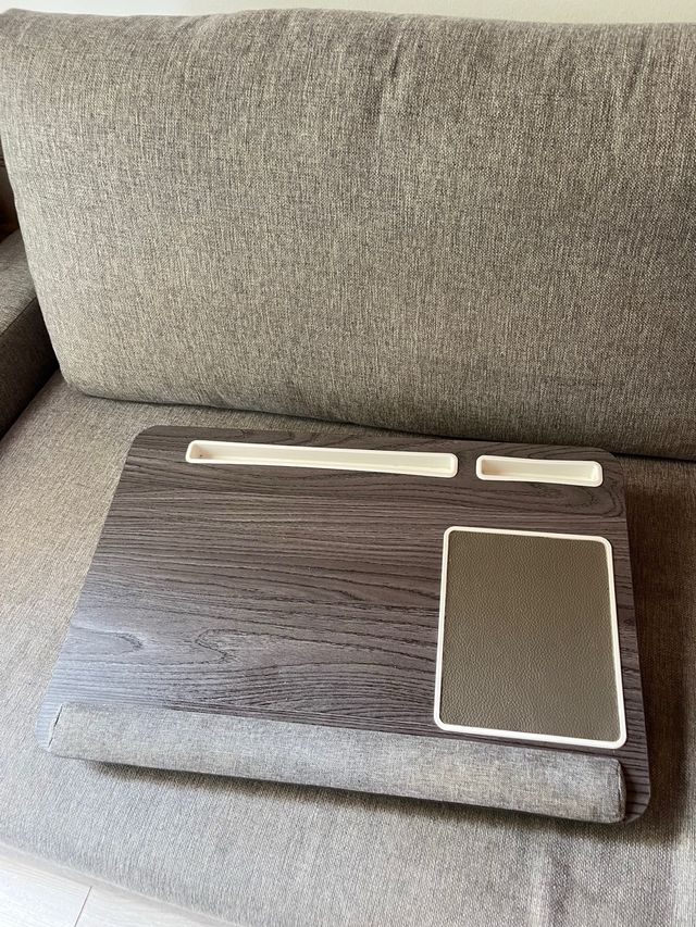 Bandeja ordenador con reposamuñecas