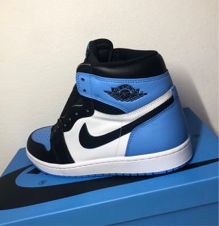 Jordan 1 Retro High OG Punta UNC