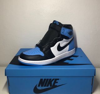 Jordan 1 Retro High OG Punta UNC