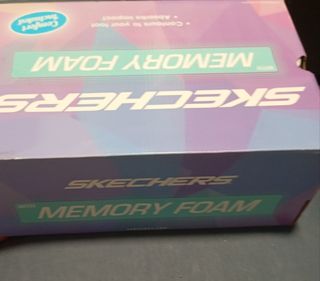 Zapatillas Skechers Memory Foam.( negociable)