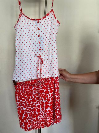 Pijama Corto - lunares rojos